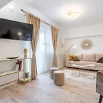 Style And View Center Bukarest