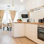 Lägenhet Style And View Center 4*