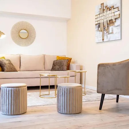Style And View Center Apartment 4*