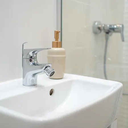 Style And View Center